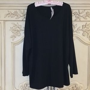 NWT Black tunic from Italy size XL